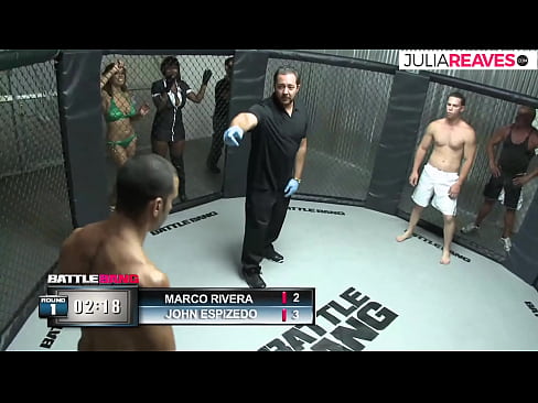 ❤️ Ultimate Fighter трахает як духтари рақами рост пас аз мубориза дар ҳалқаи ️ Супер секс дар мо ❌️❤