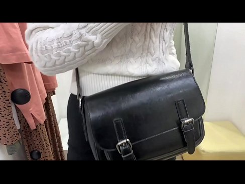 ❤️ Мастурбатсияи оммавии зани ҷавон ФералБерри бо дилдо дар утоқи мувофиқ ️ Супер секс дар мо ❌️❤